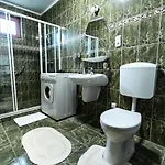 Estike Apartment *