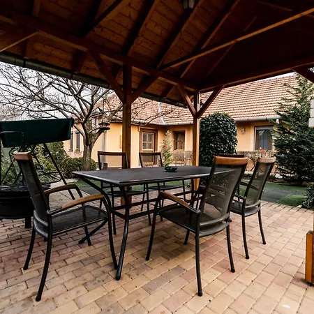 Estike Apartment